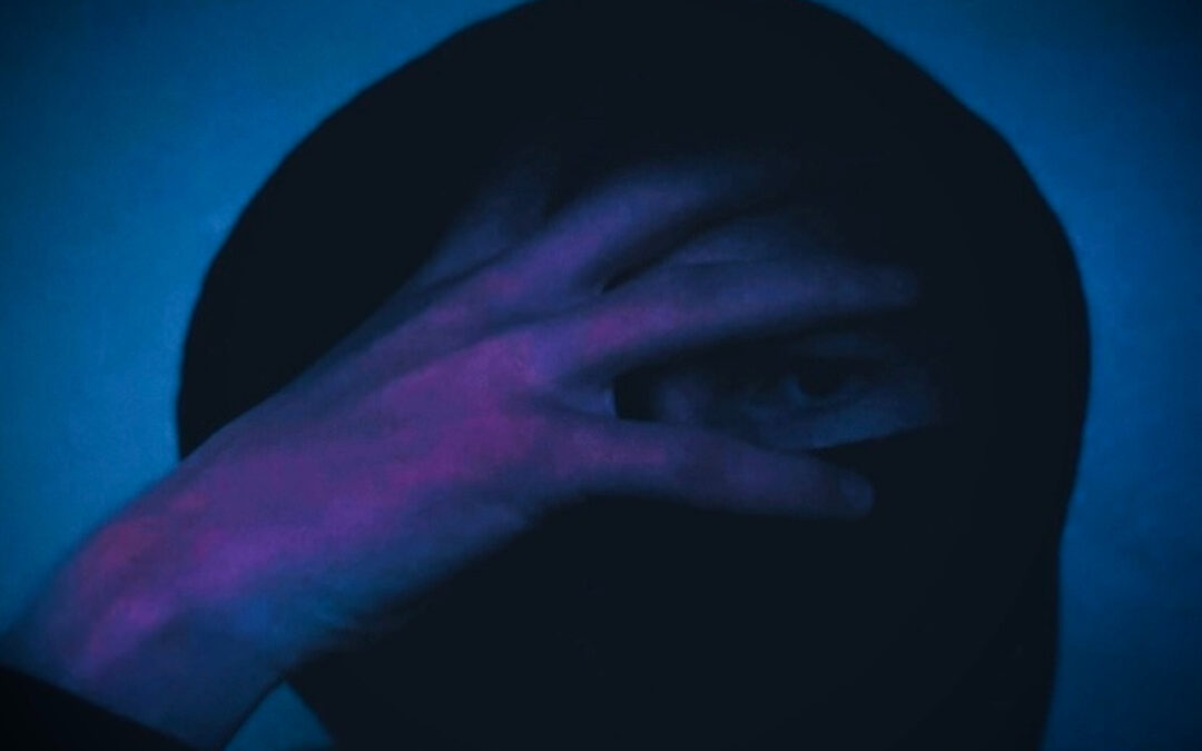 Painslikeshadows