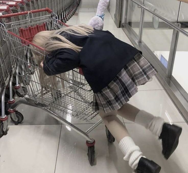 Č̸̰̩̽͝l̸̲̬̲͒o̶̼̜̯̊̍ṇ̵̘̫̄ę̷̲̼͝ ̸͉͂̂9̶̨̉9̴̢̠̔͋9̶̿
