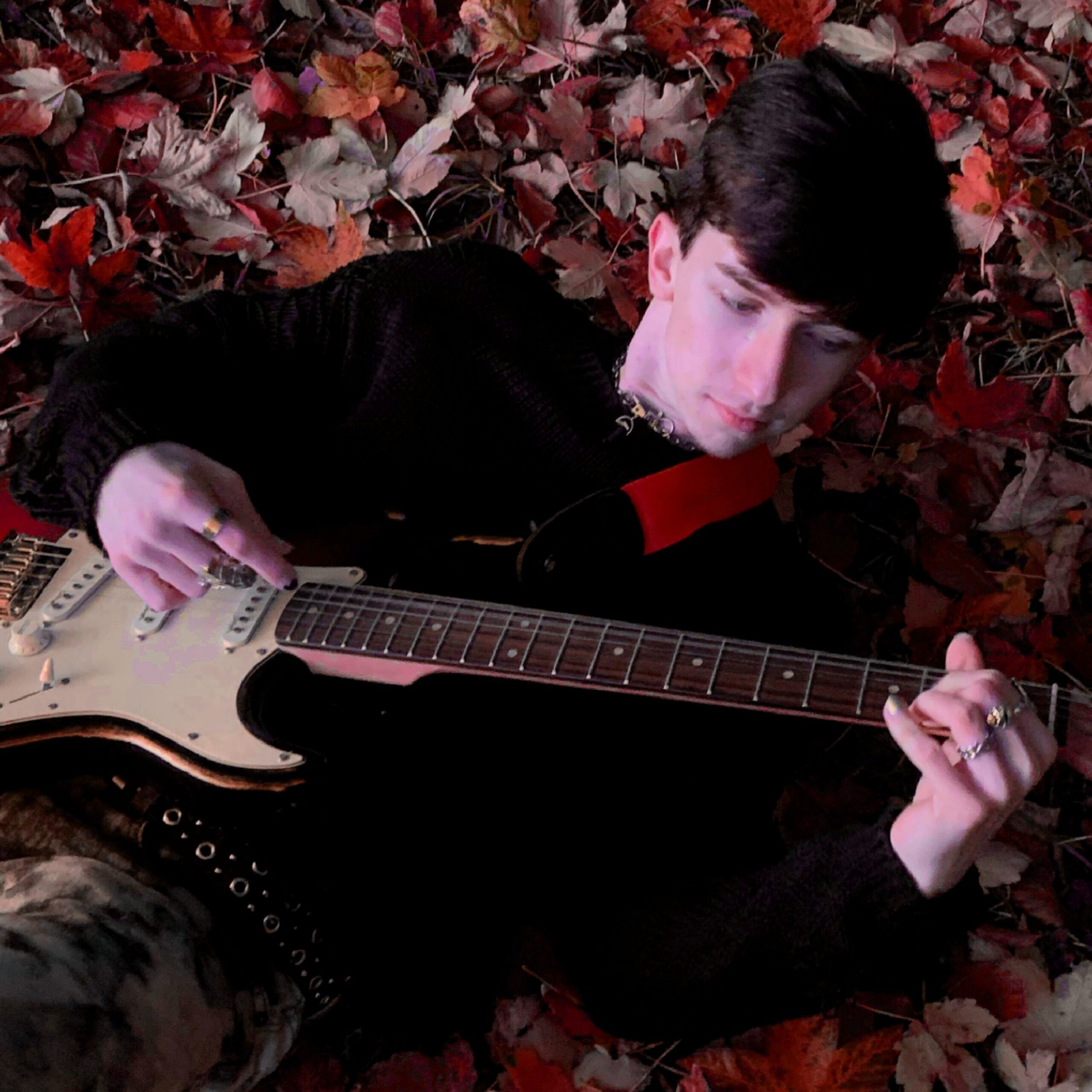 Picsart_25-10-19_15-30-02-198